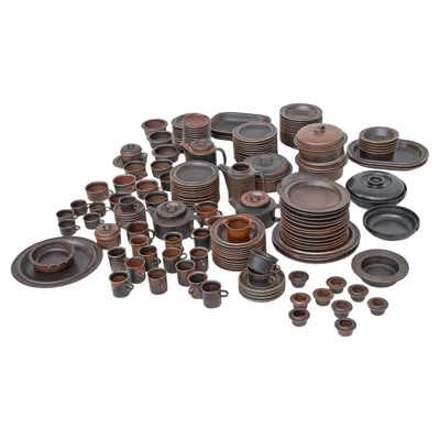 Pre-owned Arabia Ulla Procopé Monumental 172 Piece Set Of Iconic  Ruska Tableware 1970s In Gray