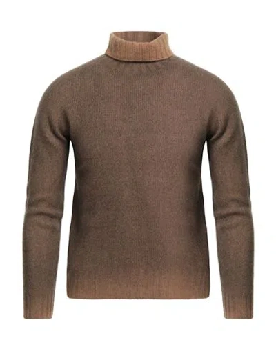 Aragona Man Turtleneck Brown Size 44 Wool, Cashmere