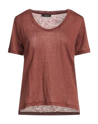 Aragona Woman T-shirt Brown Size 8 Linen