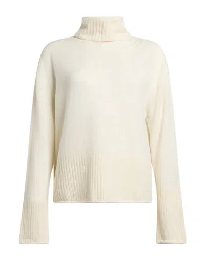 Aragona Woman Turtleneck Ivory Size 2 Cashmere In Metallic