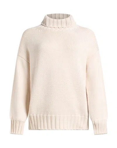 Aragona Woman Turtleneck Off White Size 2 Wool In Neutral