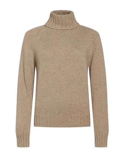 Aragona Woman Turtleneck Sand Size 2 Cashmere In Beige