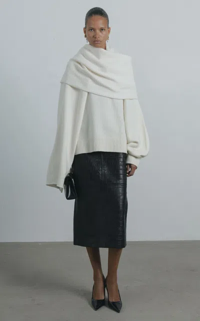 Arakii Exclusive Knitted Wool Sweater In White