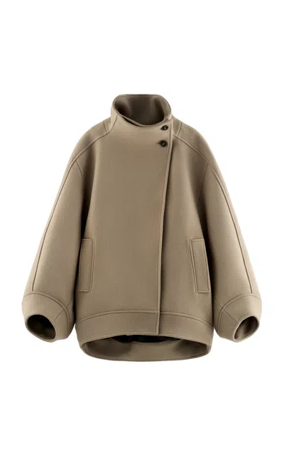 Arakii Exclusive Voluminous Wool Jacket In Taupe