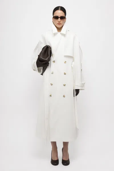 Arakii Halo Trenchcoat In White