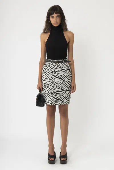 Arakii Knitted Halter Top In Black