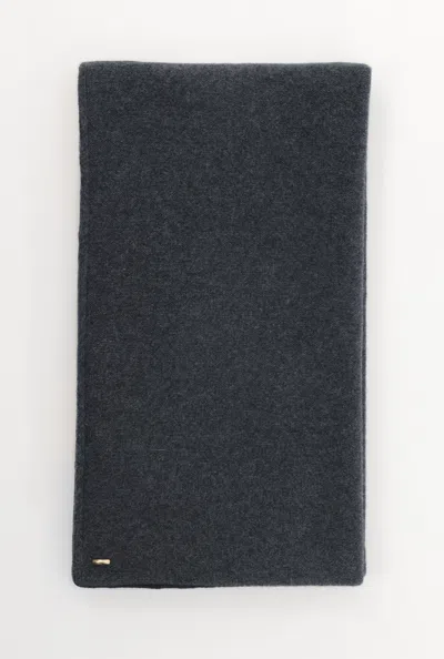 Arakii Knitted Scarf In Gray