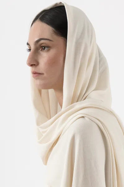 Arakii Thin Knit Scarf In Creme White