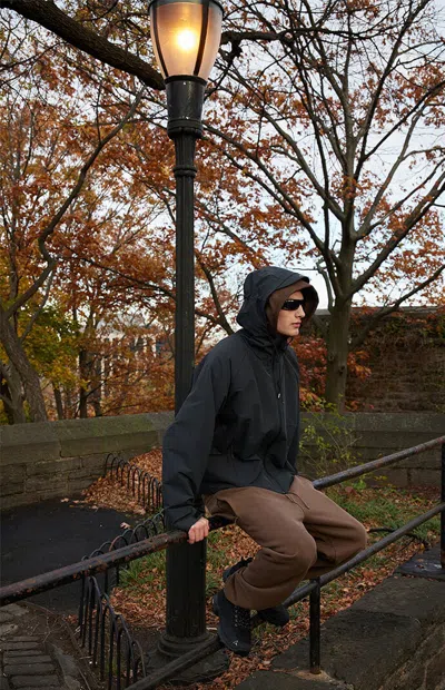 Arc Men's Black Storm Jacket In Burgundy