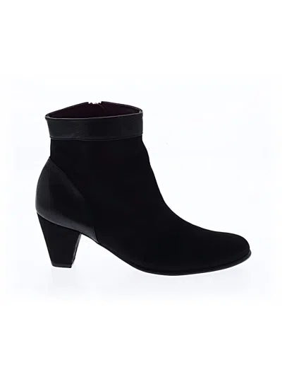 Pre-owned Arche Ankle Boots In Black