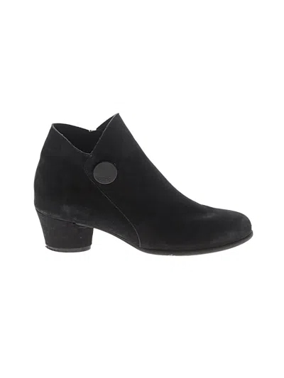 Pre-owned Arche Ankle Boots In Black