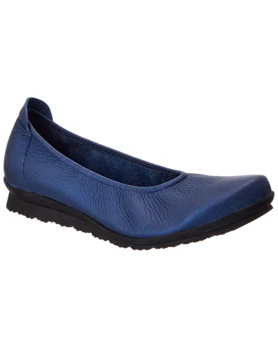 Arche Baryam Leather Flat In Animal Print