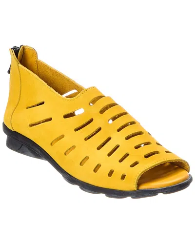 Arche Denyli Leather Flat In Yellow