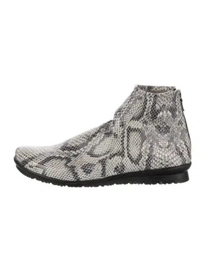 Pre-owned Arche Embossed Leather Animal Print Boots In Neutral