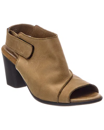 Arche Faraon Leather Flat In Brown