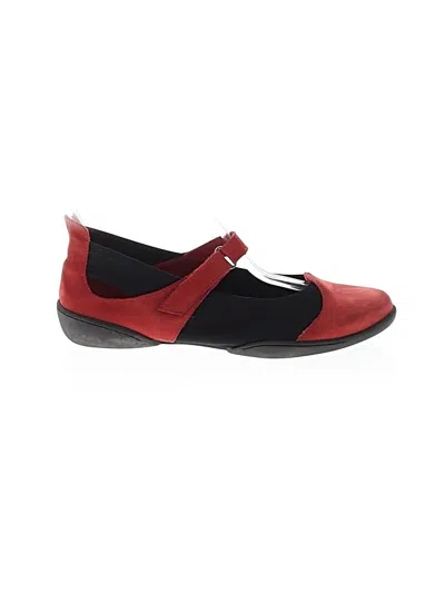 Pre-owned Arche Flats In Red