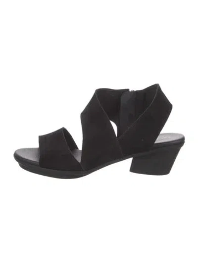 Pre-owned Arche Jaylhy Suede Slingback Sandals In Black
