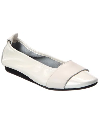Arche Lahkel Leather Flat In White
