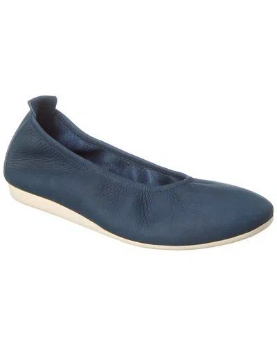 Arche Laius Leather Flat In Blue