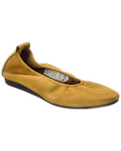 Arche Laius Leather Flat In Yellow