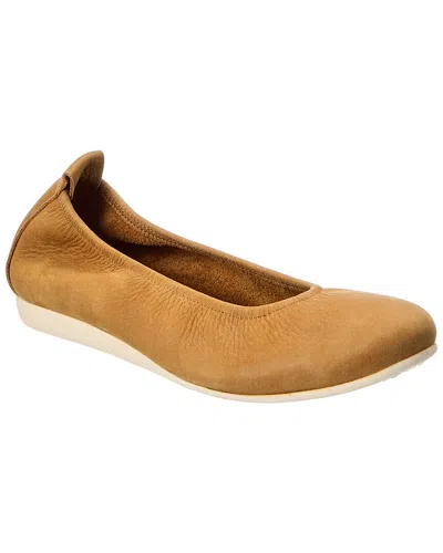 Arche Laius Leather Flat In Yellow