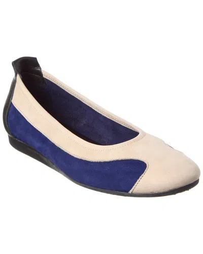 ARCHE LAMBAA LEATHER FLAT