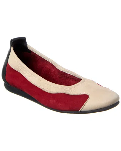 ARCHE LAMBAA LEATHER FLAT