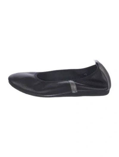 Pre-owned Arche Leather Ballet Flats In Black