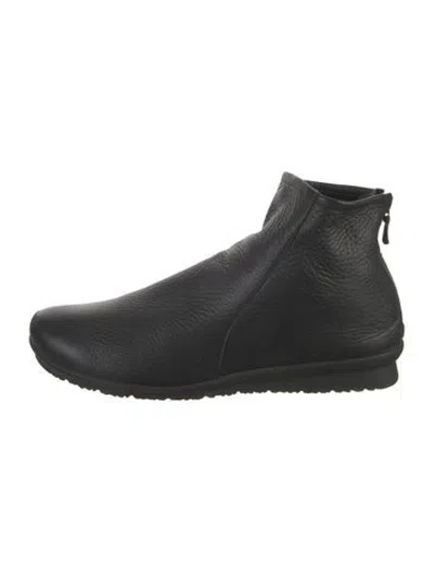 Pre-owned Arche Leather Boots In Black