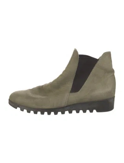 Pre-owned Arche Leather Chelsea Boots In Green