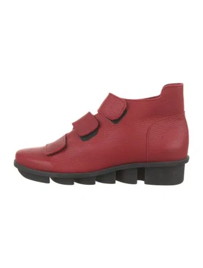 Pre-owned Arche Leather Flats In Red