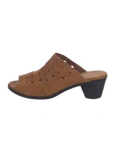 Pre-owned Arche Leather Lasercut Accents In Brown