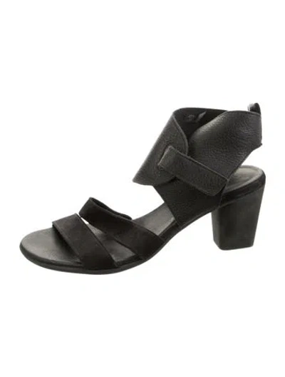 Pre-owned Arche Leather Sandals In Black