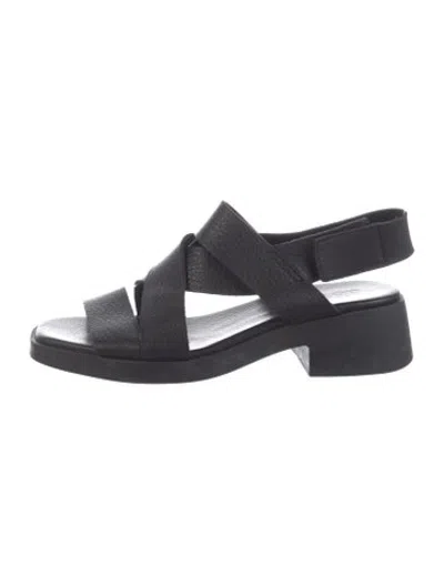 Pre-owned Arche Leather Sandals In Black