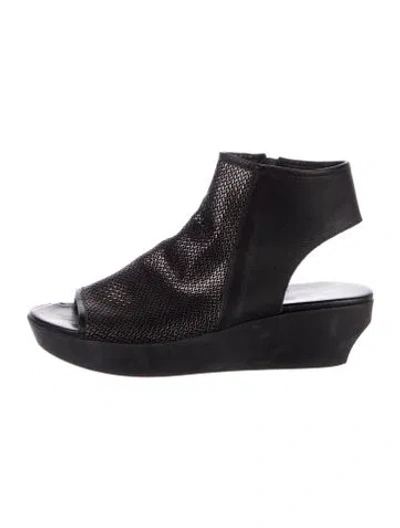 Pre-owned Arche Leather Slingback Sandals In Multi