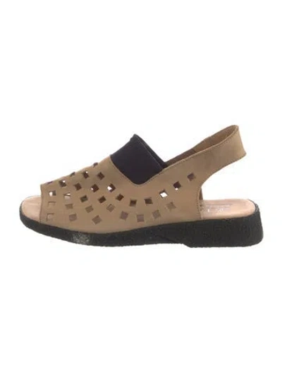 Pre-owned Arche Leather Slingback Sandals In Neutral