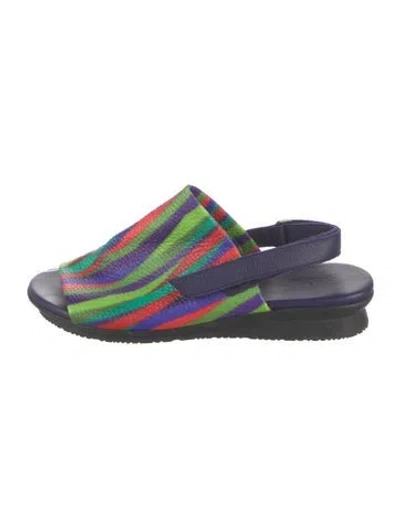 Pre-owned Arche Leather Striped Slides In Green