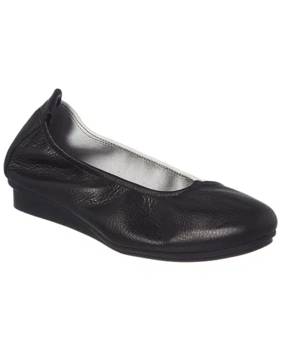Arche Ninouk Leather Flat In Black