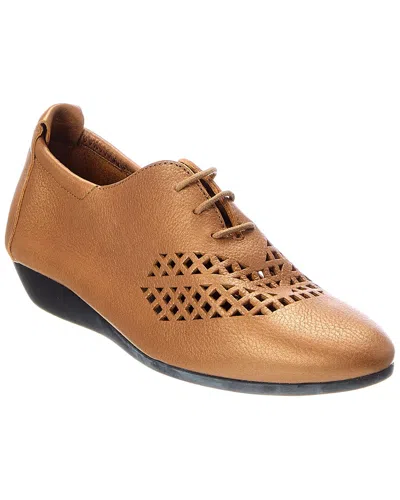 Arche Onybye Leather Flat In Brown