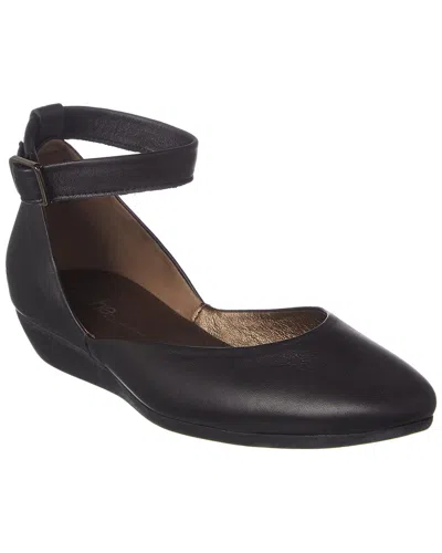 Arche Onyma Leather Flat In Black