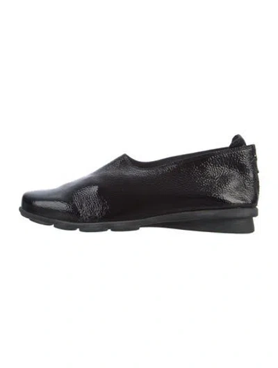 Pre-owned Arche Patent Leather Flats In Blue