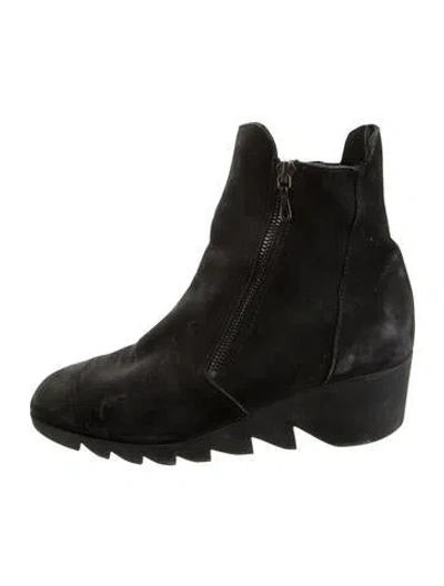 Pre-owned Arche Suede Boots In Black