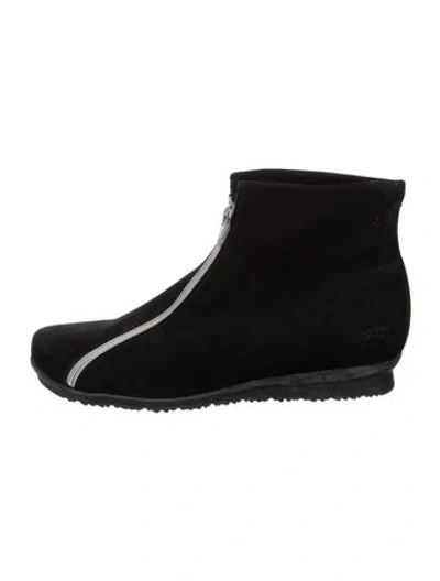 Pre-owned Arche Suede Boots In Black