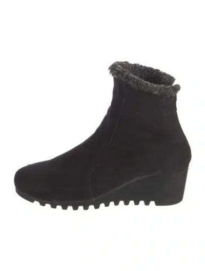 Pre-owned Arche Suede Boots In Black