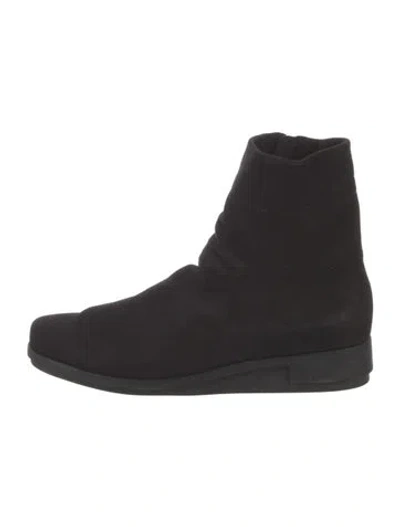 Pre-owned Arche Suede Boots In Black