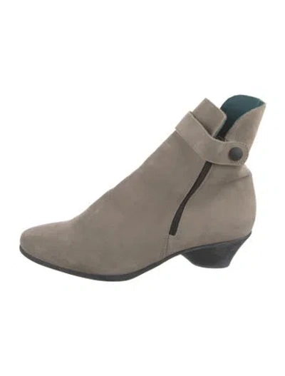 Pre-owned Arche Suede Boots In Neutral
