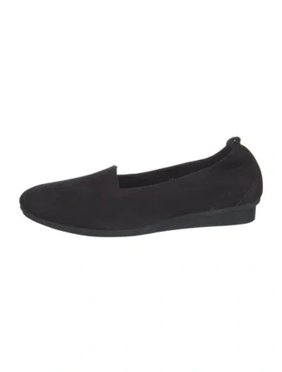 Pre-owned Arche Suede Loafers In Black