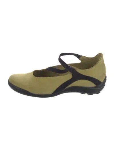 Pre-owned Arche Suede Mary Jane Flats In Green