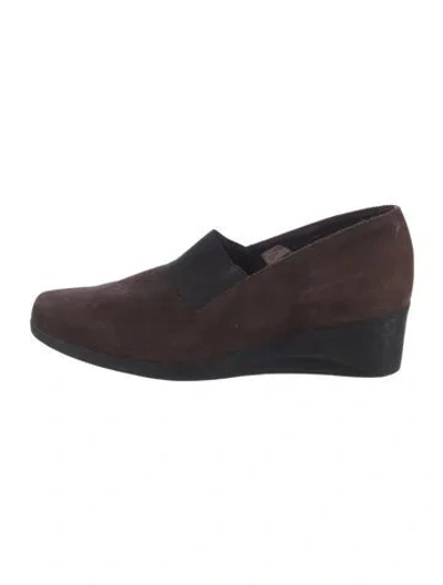 Pre-owned Arche Suede Pumps In Brown