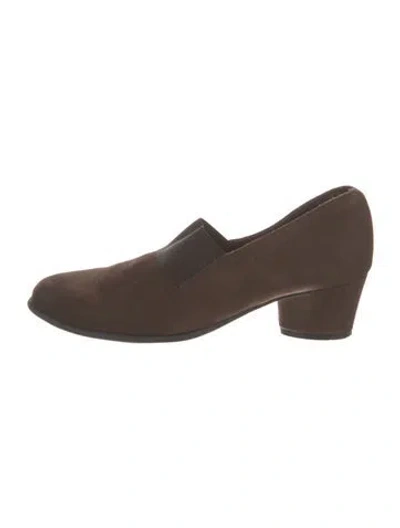 Pre-owned Arche Suede Pumps In Brown